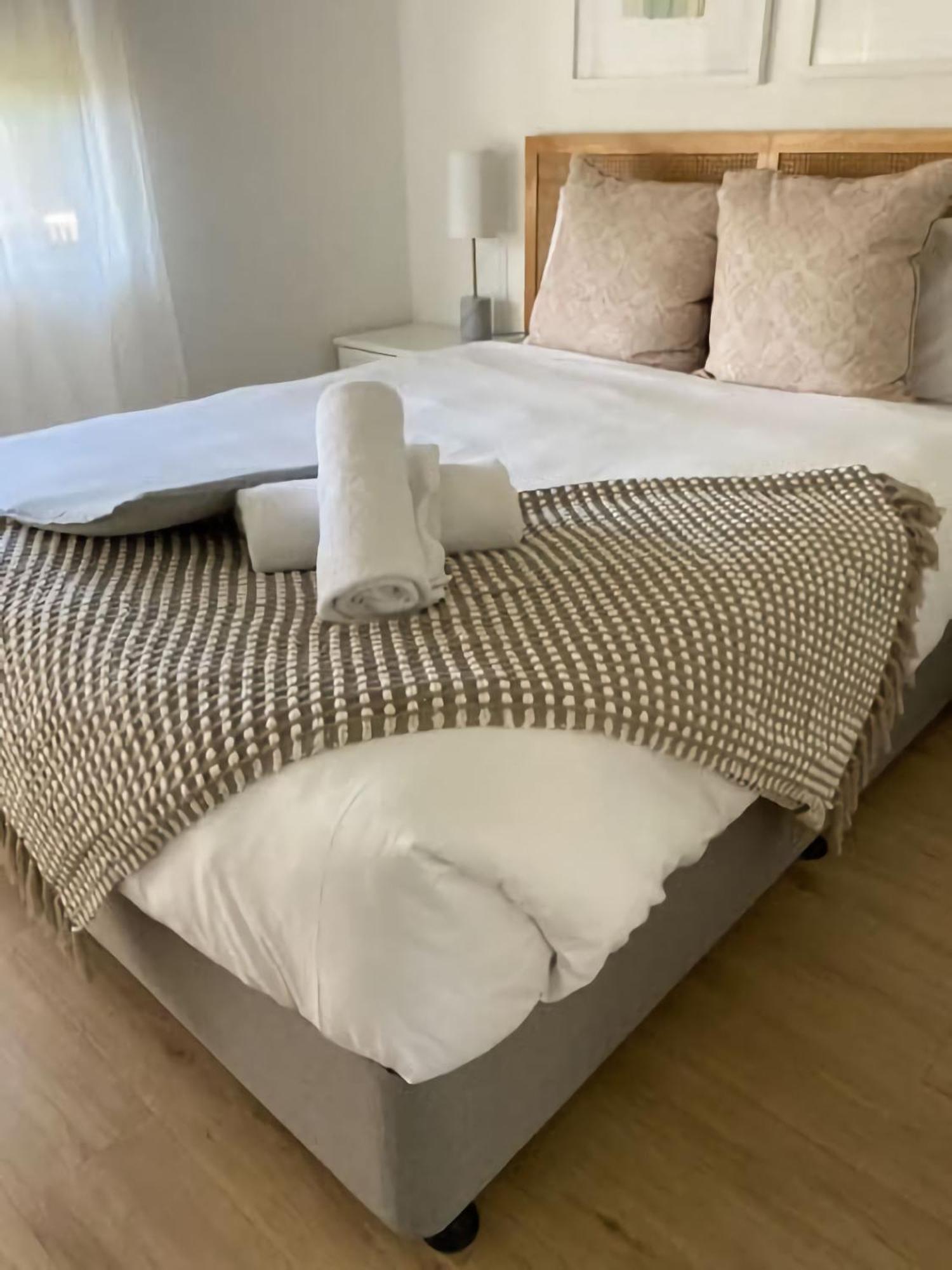 Apartament Beachside Bliss Your Ideal Coastal Hideaway Gold Coast Zewnętrze zdjęcie